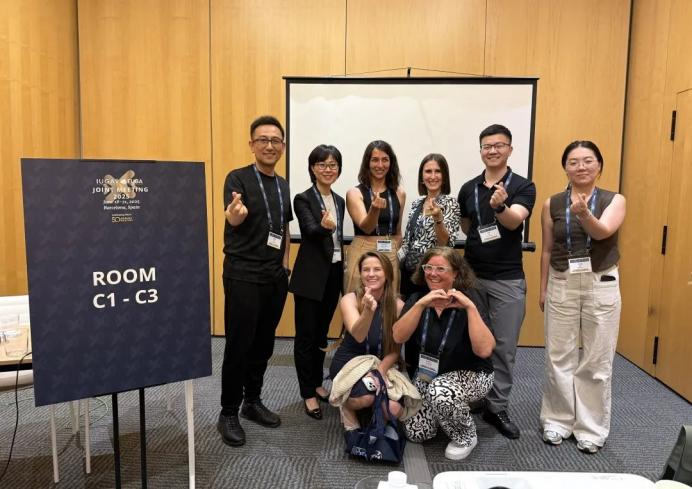 Medlander’s academic team traveled to Spain to participate in IUGA